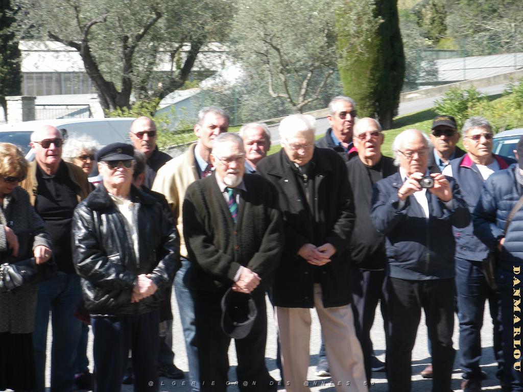 2016 03 26 CAGNES SUR MER CEREMONIE EN LA MEMOIRE DU MASSACRE A ALGER DU 26 MARS 1962 (2).JPG